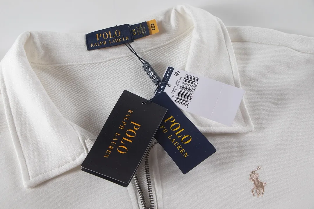 P220 Color: Gray Green/Khaki/Original White Size: S M L This year’s ultra-popular half-zipper design gives the upper body an old-money and lazy look. When the zipper is opened, it can be used as a large lapel, making it more fashionable! Comes with a comfortable and comfortable label, one-click dressing without any brain-braining